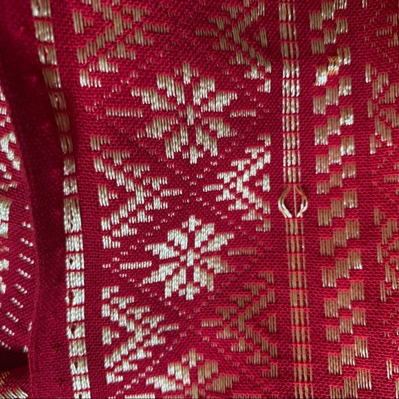 Beautiful Fringed Fabric Panel From Thailand - Picture 5 of 5